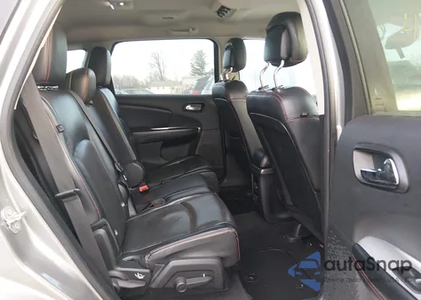 2015 Dodge Journey R/T z USA, uszkodzony, nr VIN 3C4PDCEG9FT680485